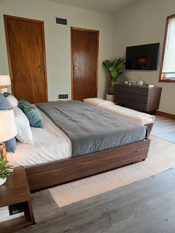 Photo - 1081 Stuyvesant Ave.