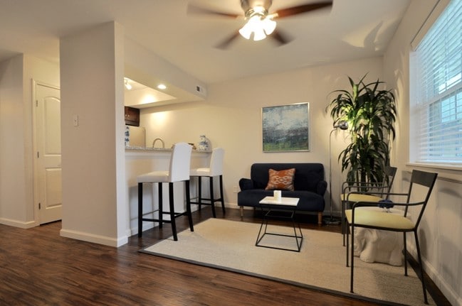 Photo - Lumiere's Place