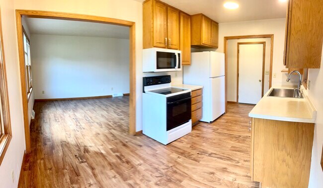 400 Terry Ln