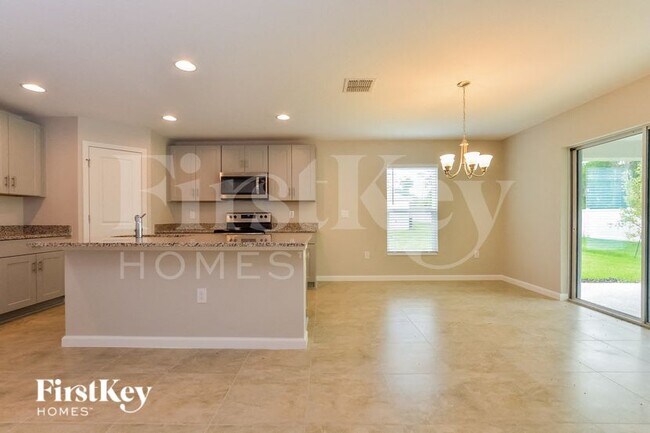 Photo - 481 Earhart Dr