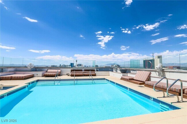 Building Photo - 150 S Las Vegas Blvd Unit 1716