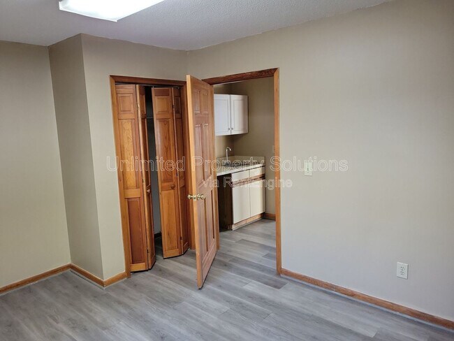 Photo - 108 N Kerr Ave Unit Ste E4