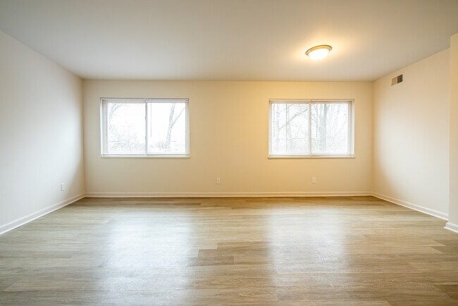 Photo - 2360 Ohio Ave