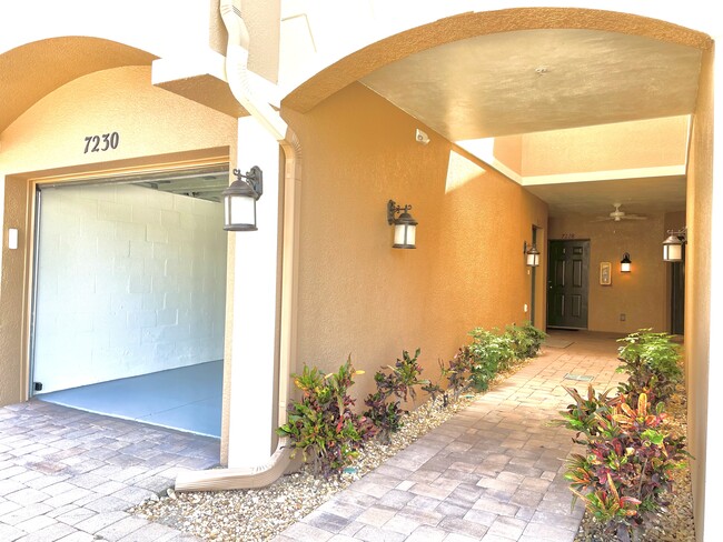 Photo - 7230 Hamilton Rd Unidad 7230