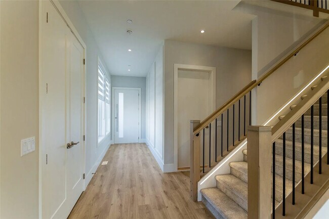 Photo - 10897 Morrisette Pl