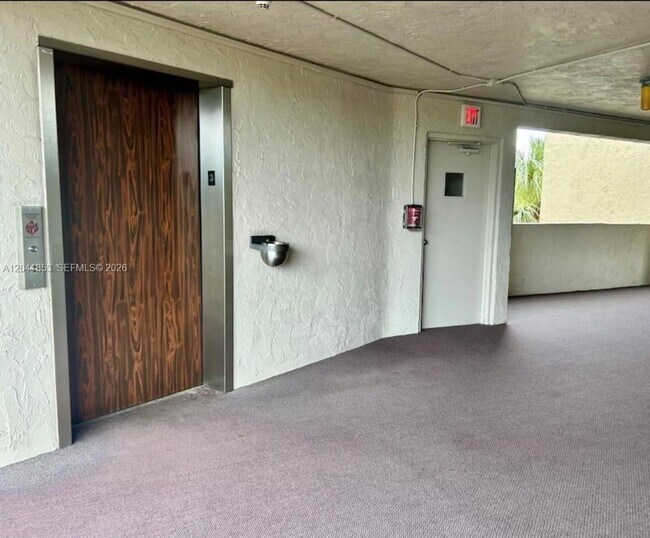Photo - 3910 Inverrary Blvd Unit 703-B