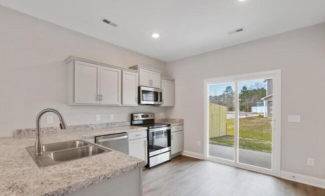 Photo - 177 Loren Rd