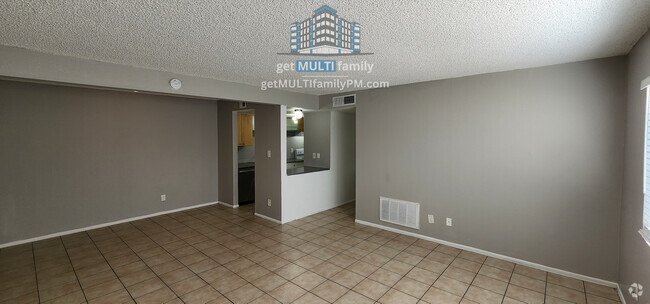 Building Photo - Serene 2-Bed, 2-Bath Retreat: Your Dream H... Unit B Rental