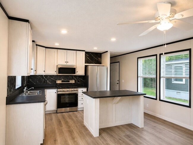 Photo - 4204 Camary Ln