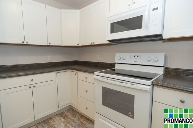 Photo - Pico Associates - 223 1/2 Second Street Unit Loft Apartment