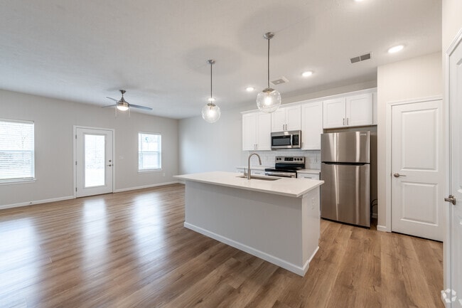 2BR, 2BA - 1293SF