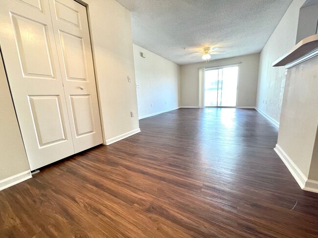 4009 Dancing Cloud Ct