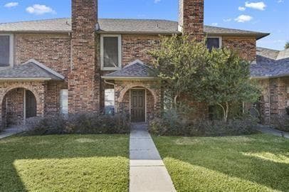 Building Photo - 818 Custer St Rental
