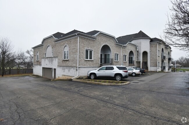 Building Photo - 1990 Larkin Ave Rental