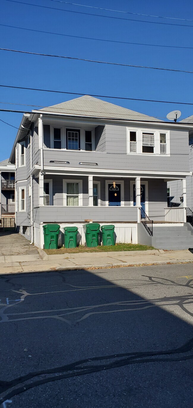 Casa bifamiliar - 73 Frederick Ave Unidad 73 Frederick Ave  2