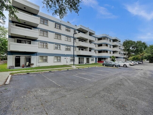 Building Photo - 1891 N 61st Ave Unit B215 Rental
