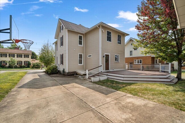 Photo - ZELIE House For LEASE