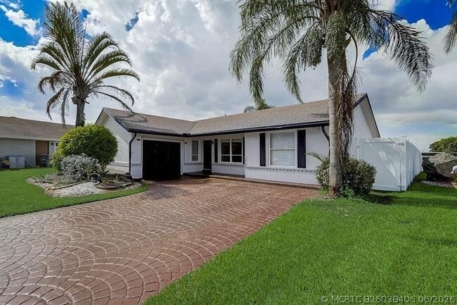 Photo - 9387 Richmond Cir