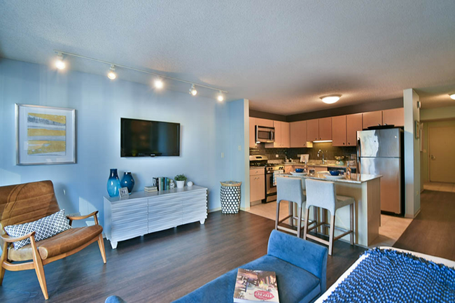 Photo - 231 N Columbus Dr Condo
