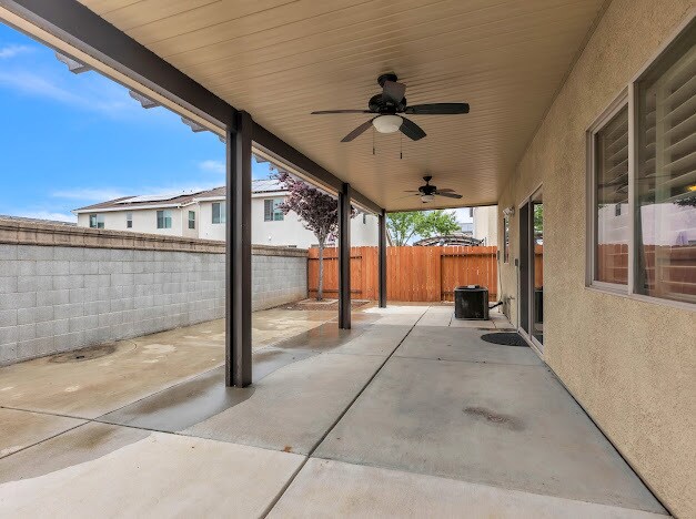 Photo - 2026 Rickenbacker Ln