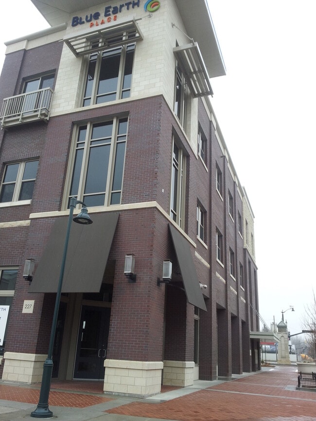 Photo - Blue Earth One Bedroom For Lease Unidad BLUE EARTH - #315