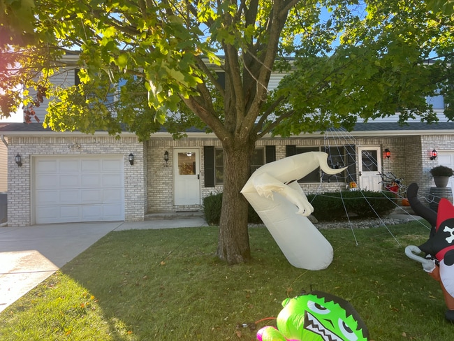 Photo - 162 S 19th St