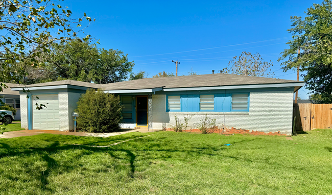 Self Showing Beautiful Home right next to ... - Self Showing Beautiful Home right next to ...