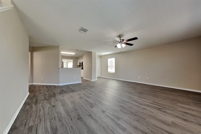 Photo - 16758 N Rail Dr