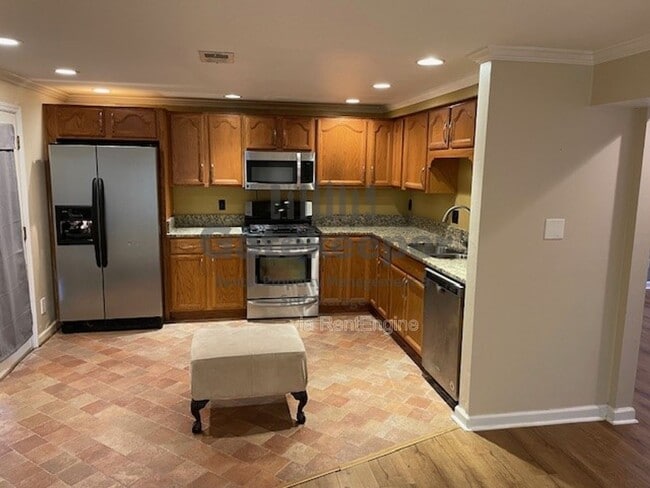 Photo - 102 Cypress Ct