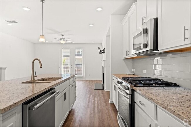 Building Photo - 1619 Avery Wy Rental