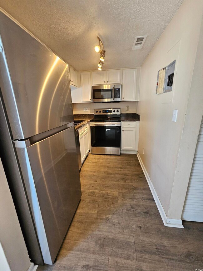 Photo - 3193 Bells Lk Cir