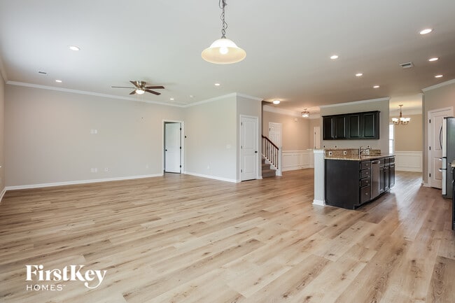 Photo - 298 Decatur Dr