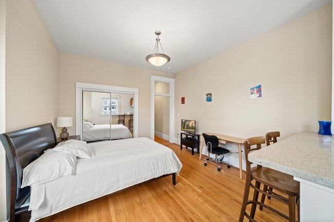 The Cornelia Suites