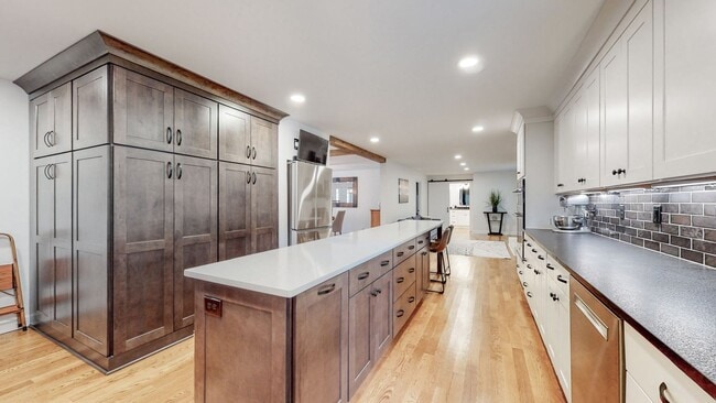 Photo - **RENOVATED COLONIAL ON OVER AN ACRE ZONED FOR WILLIAMSON COUNTY BRENTWOOD SCHOOLS**