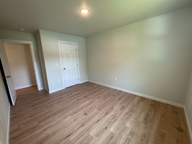 Photo - 1040 W 2nd St Unidad 3A