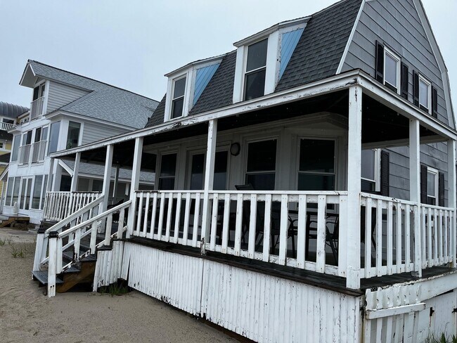 Photo - 432 North End Blvd