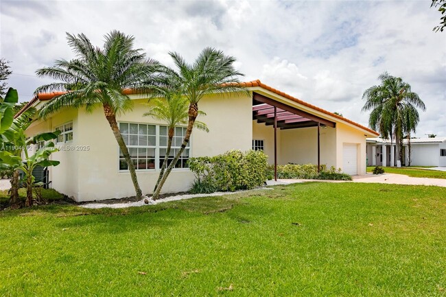 Building Photo - 19430 NE 18th Pl