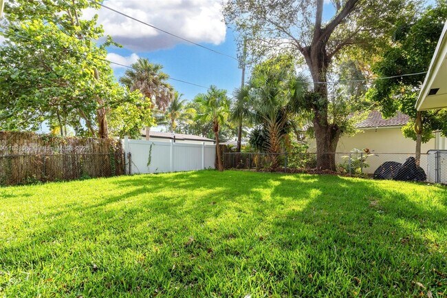 Photo - 1848 SW 24th Ave