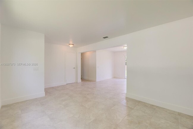 Photo - 3327 Sapphire Rd