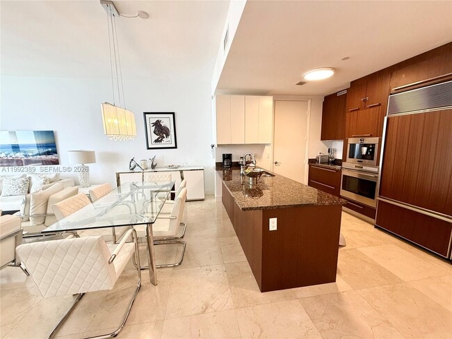 Photo - 15901 Collins Ave Unidad 2802