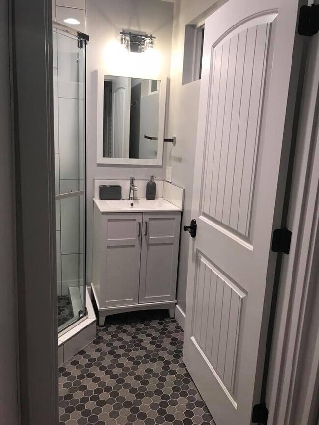 Photo - 14000 Califa St Unit 14000