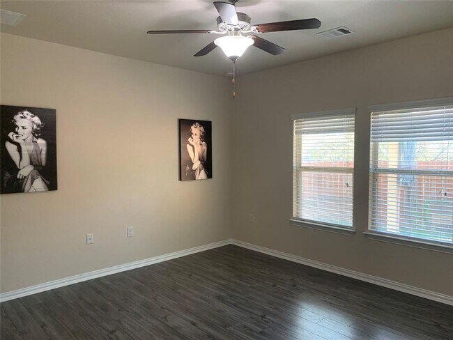 Photo - 7216 Vail Ridge St