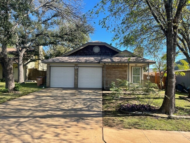 Photo - Remodeled 3/2 in near MoPac and Parmer Ln