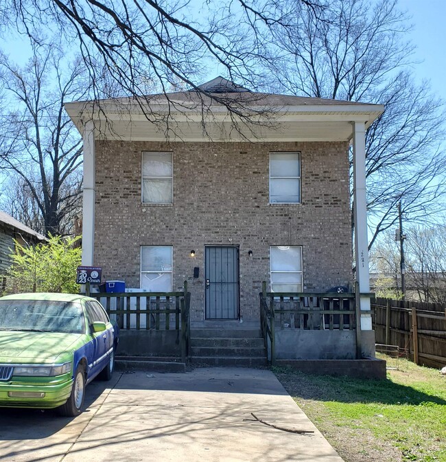 Building Photo - 281 Bond Ave Rental