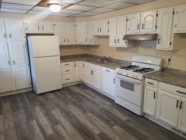 Photo - 205 Modisette Ave