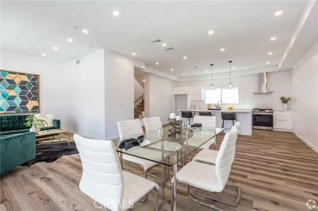 Photo - 5655 Hazeltine Ave Unit 1