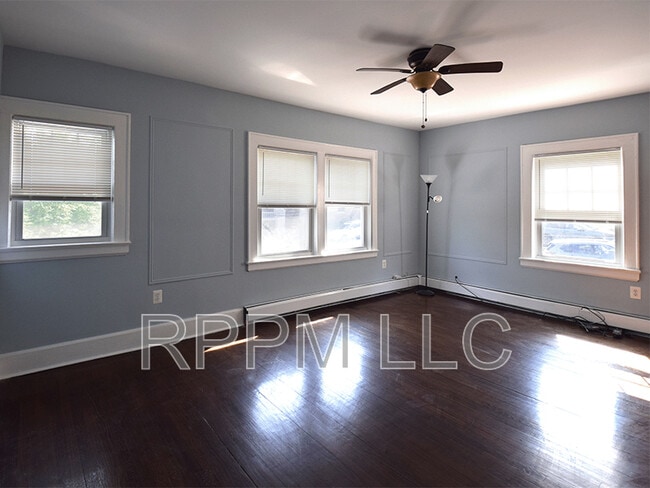 Photo - 488 Heywood Ave