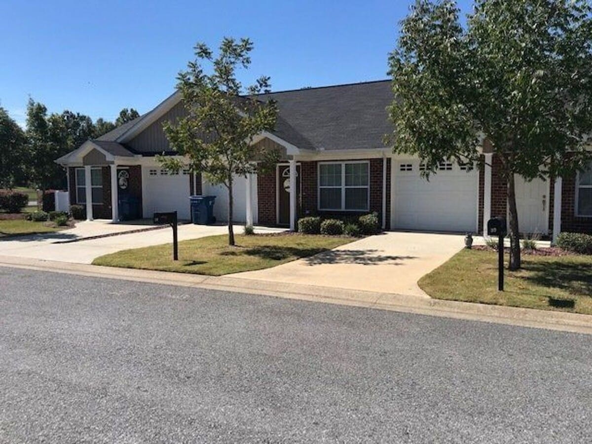 Photo - Cobblestone Trace- Oxford's Premier 55+ Community