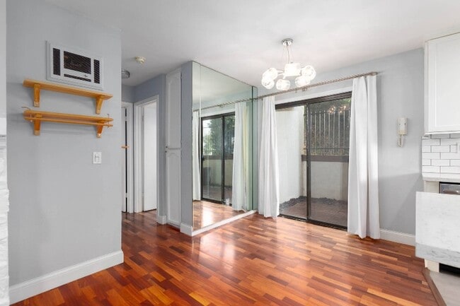 Photo - 4415 38th St Unit 1