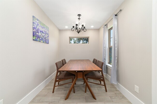 Photo - 6720 Cathcart Dr